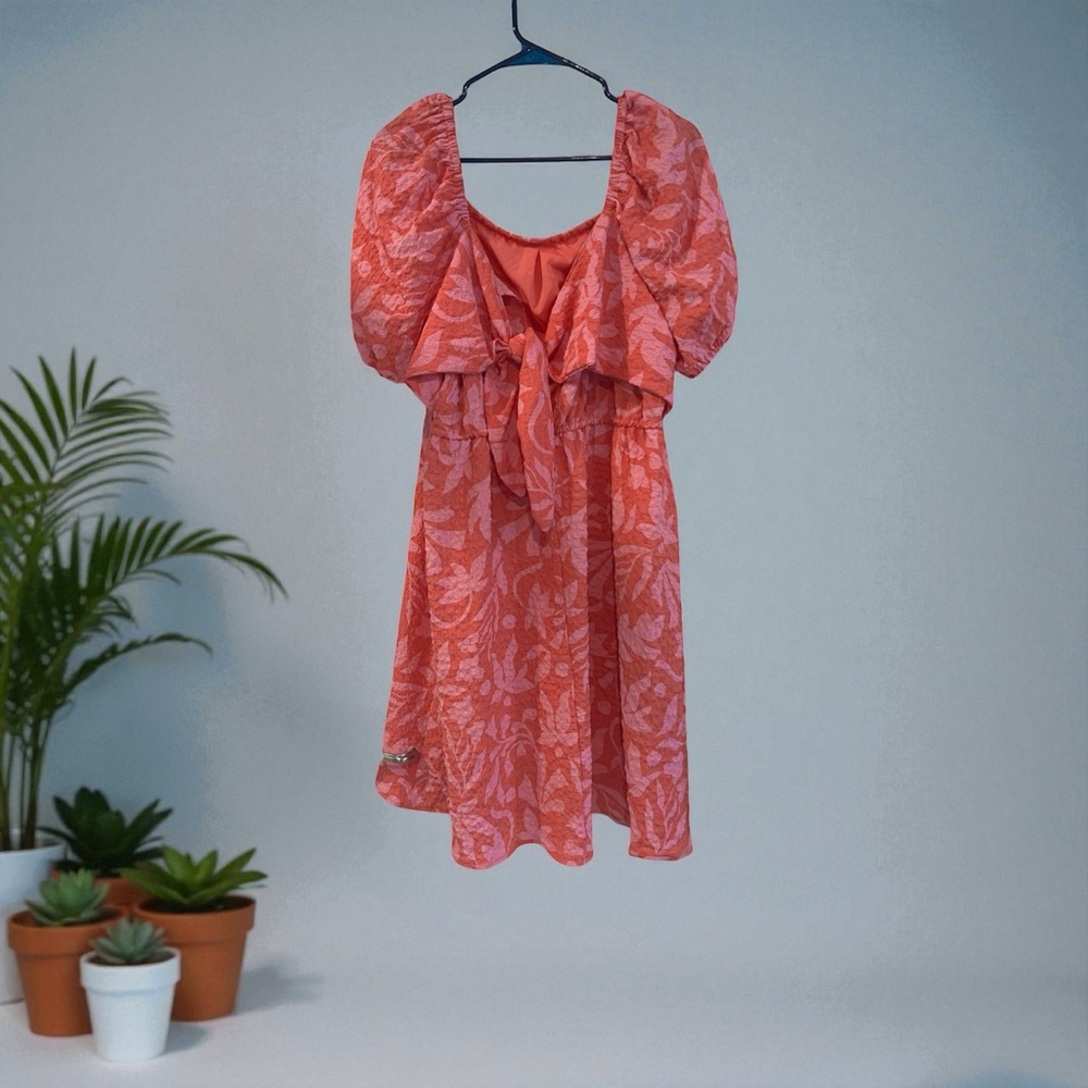 Coral Floral Puff sleeve Dress With Tie Back (never worn) - Picture 2 of 2